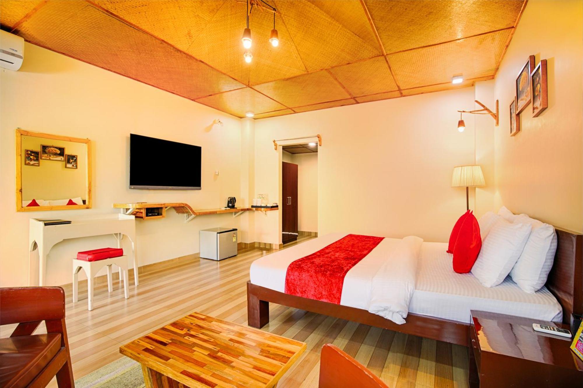 La Nicholas Lake View By Summit Hotels Shillong Room photo